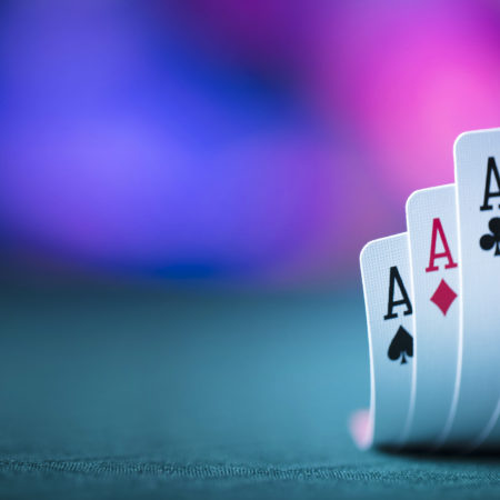 Guide to Playing Poker Online