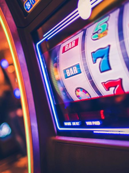 How to Play in Slot Machines